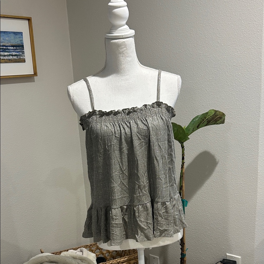 Chic Gray Ruffled Women's Tank Top